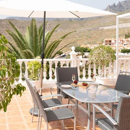 Enchanting Portocervo Heated Pool Sea View Ferienhaus Costa Adeje (Tenerife)