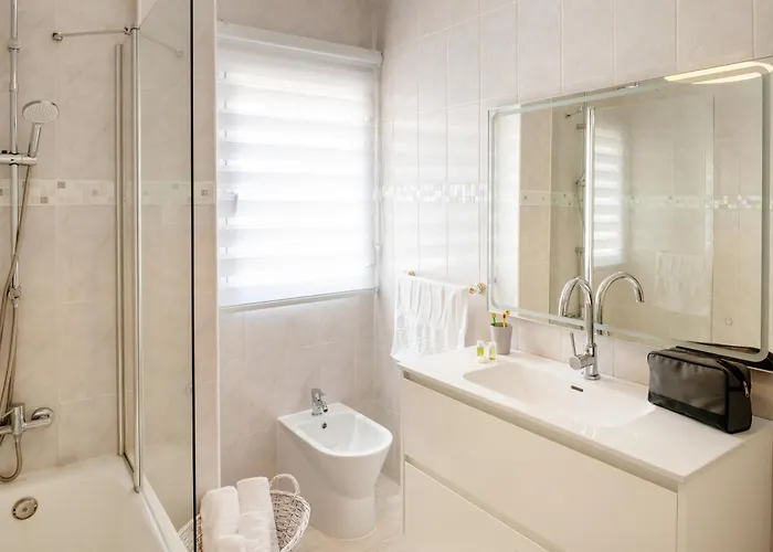 Feriehus Enchanting Portocervo *