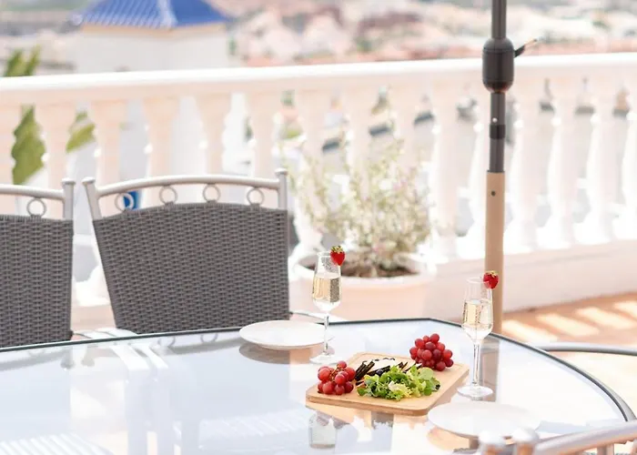 Enchanting Portocervo Feriehus Costa Adeje (Tenerife)