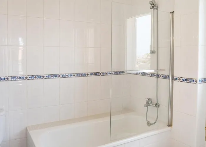 Feriehus Enchanting Portocervo *