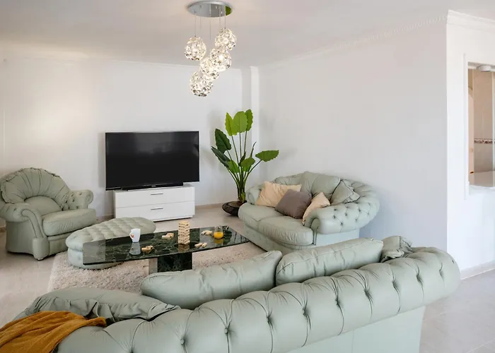 Enchanting Portocervo Feriehus Costa Adeje (Tenerife)